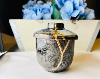 Kintsugi Bowl, Kintsugi Charcoal Sugar Jar, Fall Decor, Kintsugi Gift, Minimalist, Kintsugi Spice Container