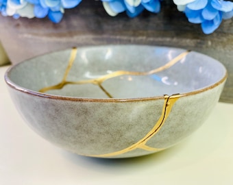 Kintsugi Pottery, Kintsugi Grey Shadowed Bowl, Valentines Day Gift, Gifts For Her, Handmade Gift, Kintsugi Pottery, Home Decor, Kintsugi Gol
