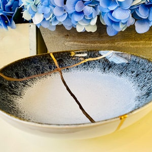 Kintsugi Bowl, Wedding Gift, Anniversary, Graduation, Birthday, Personalized Handmade Kintsugi Black Reactive Bowl - Minimalist Japanese Art
