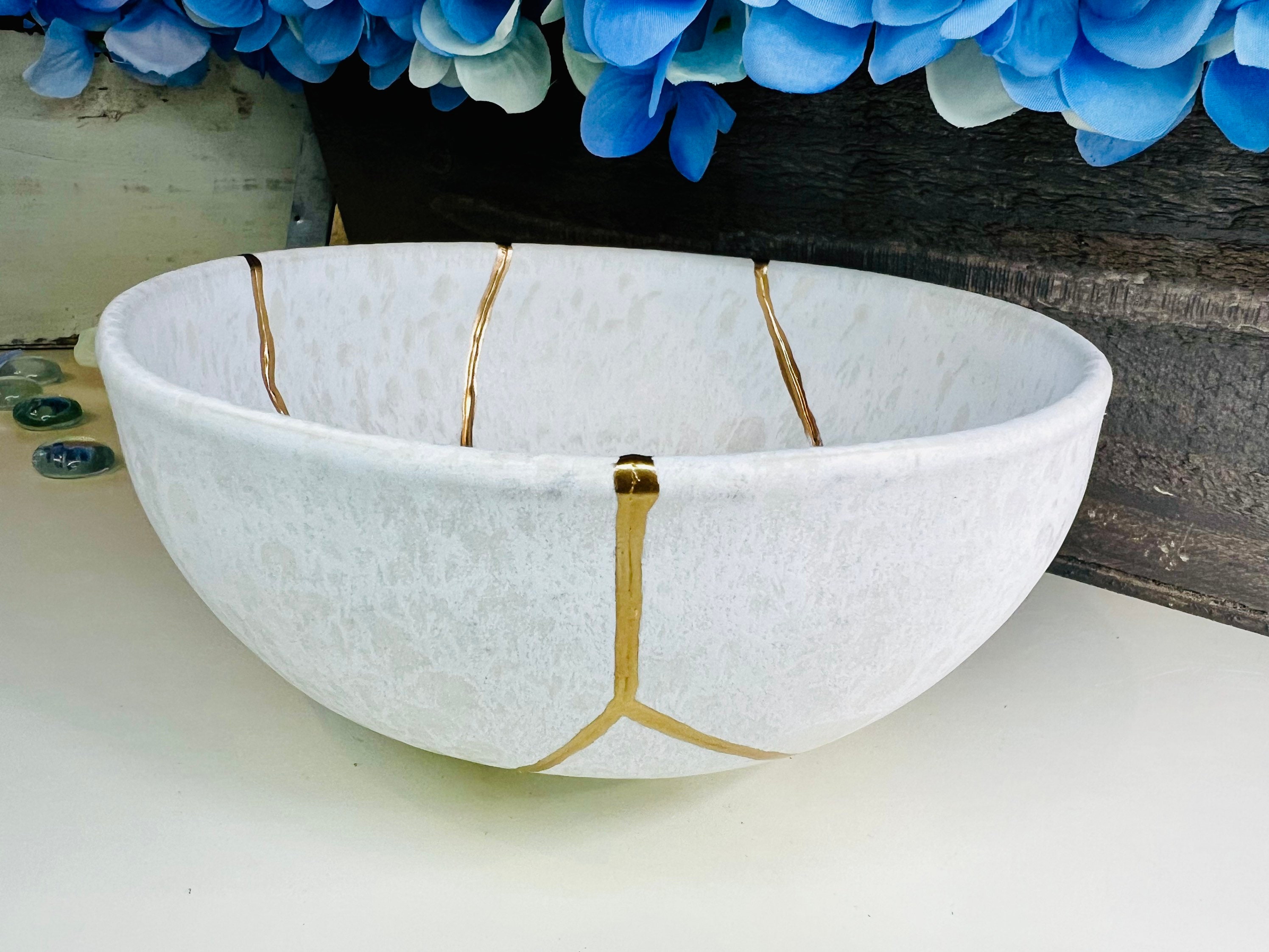 Kintsugi Bowl and Vases 3D model
