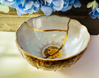 Kintsugi, Kintsugi Schale, Kintsugi Perlenschale, personalisiertes Geschenk, Jubiläumsschale, Kintsugi Keramik, Minimalist, handgemachte Geschenke, Wohnkultur