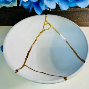 Kintsugi Bowl, Kintsugi Ice White Stoneware Bowl, Ceramic Gift, Kintsugi Pottery, Handmade, Gift For Her, Minimalist, Wedding Gift