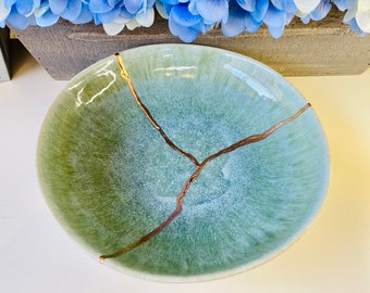 Kintsugi, Kintsugi Bowl, Celadon Green Bowl, Gift for Her, Kintsugi Pottery, Home Decor, Handmade Gift, Minimalist, Kintsugi Celadon Bowl