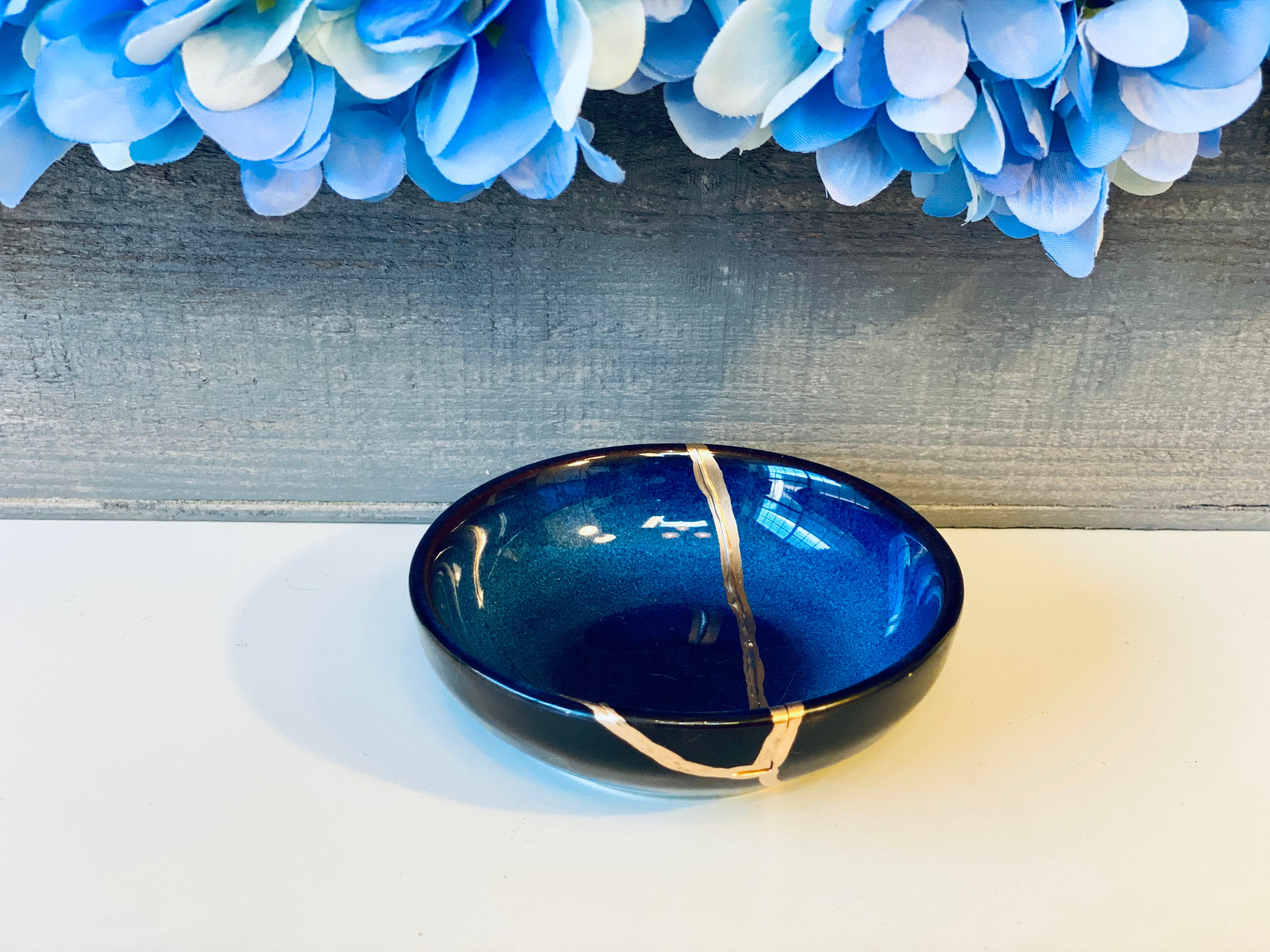 Kintsugi Bowl, Kintsugi Monyou Blue, Kintsugi Pottery, Minimalist