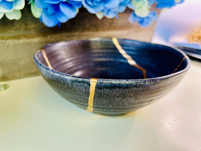 Kintsugi Bowl Kintsugi Charcoal Bowl Kintsugi Pottery Etsy