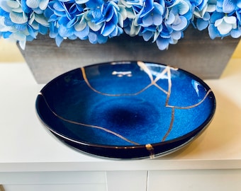 Kintsugi Large Blue Bowl, Kintsugi Pottery, Valentines Gift, Beauitfully Broken, Handcrafted, Minimalist, Anniversary Gift