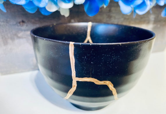 Kintsugi Bowl Kintsugi Blue Wave Bowl, Kintsugi Gold Repair Ceramic Pottery,  Minimalist Art, Home Decor, Gifts for Women, Kintsugi Art 