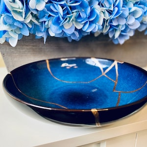 Kintsugi Bowl, Kintsugi Handmade Kintsugi Large Blue Bowl, Minimalist Style with Gold Repair, Anniversary, Ceramic Gift
