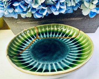 Kintsugi Schale, Smaragdgrün: Handgemachte Keramikkunst