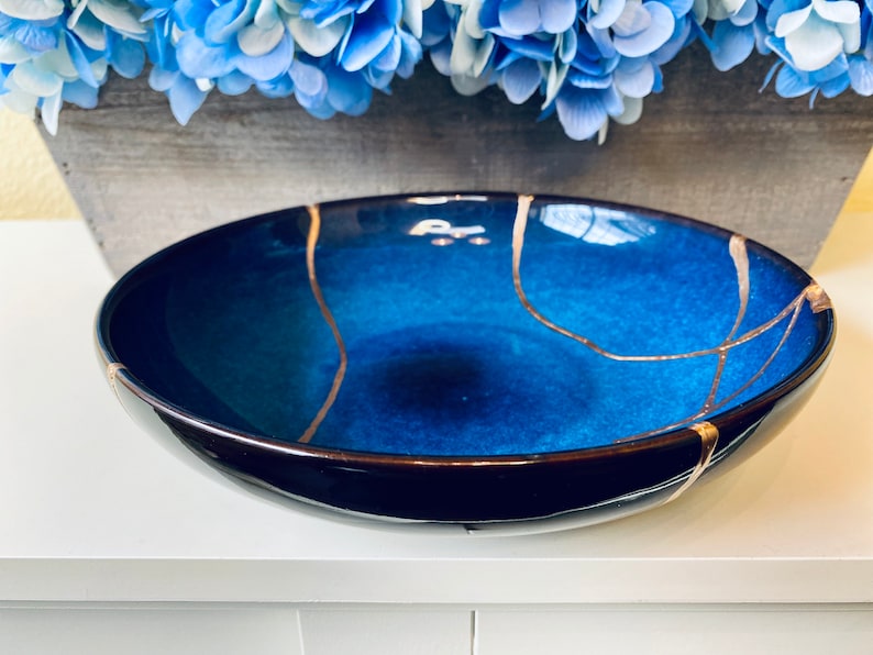 Kintsugi Bowl, Kintsugi Handmade Kintsugi Large Blue Bowl, Minimalist Style with Gold Repair, Anniversary, Ceramic Gift