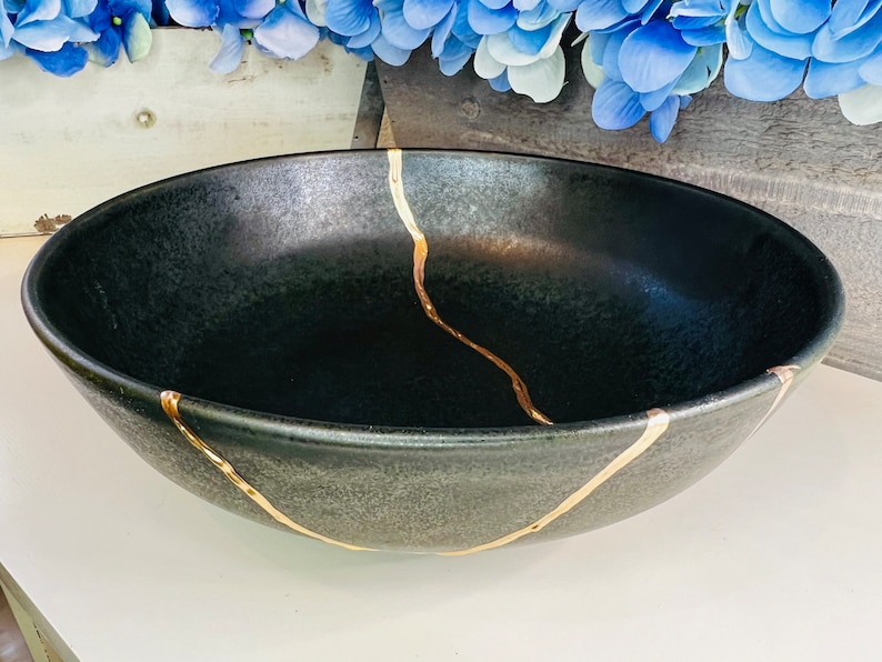 Kintsugi Bowl Kintsugi Dark Grey Bowl Kintsugi Pottery Gift Etsy