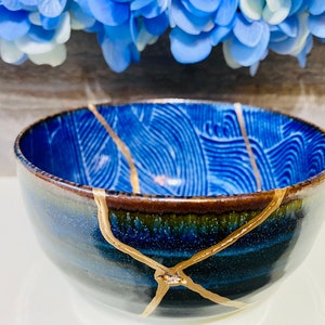 Kintsugi Bowl, Kintsugi Blue Wave Bowl, Kintsugi Gold Repair Ceramic Pottery, Minimalist Art, Home Decor, Gifts for Women, Kintsugi Art image 4
