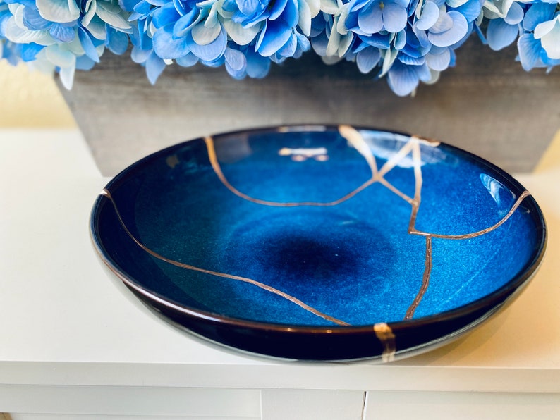 Kintsugi Bowl, Kintsugi Handmade Kintsugi Large Blue Bowl, Minimalist Style with Gold Repair, Anniversary, Ceramic Gift