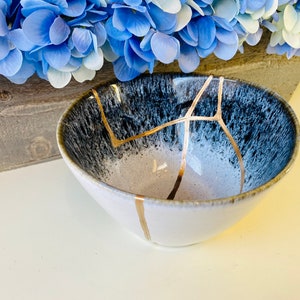 Kintsugi, Kintsugi Bowl, Kintsugi Dark Reactive Glaze Bowl, Summer Decor, Minimalist, Gold Repair Art, Personalized Gift