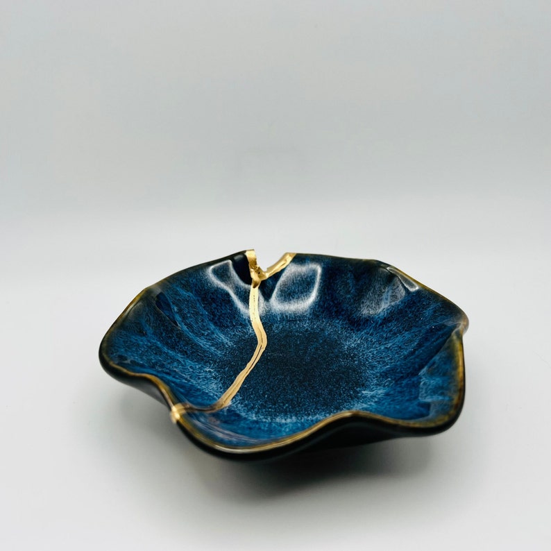 Kintsugi Bowl Kintsugi Blue Lotus Bowl Kintsugi Pottery Etsy