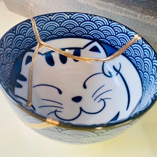 Kintsugi, Kintsugi Bowl, Kintsugi Cat Bowl, Kintsugi Pottery, Ceramics and Pottery, Home Decor, Easter Gifts, Kintsugi Blue Wave Cat Bowl