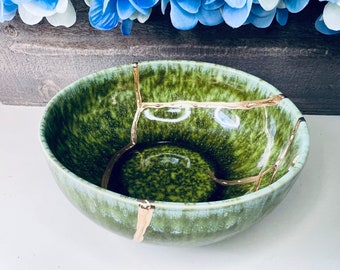 Kintsugi, Kintsugi-skål, Cyperngrön skål, Höstbordsskiva, Present till henne, Heminredning, Personlig, Jubileum, Kintsugi Smaragdgrön skål