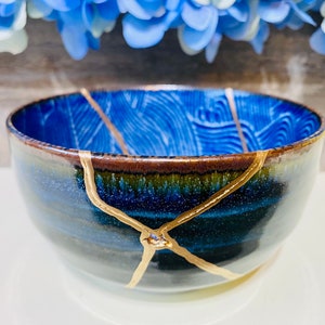 Kintsugi Bowl, Kintsugi Blue Wave Bowl, Kintsugi Gold Repair Ceramic Pottery, Minimalist Art, Home Decor, Gifts for Women, Kintsugi Art image 3