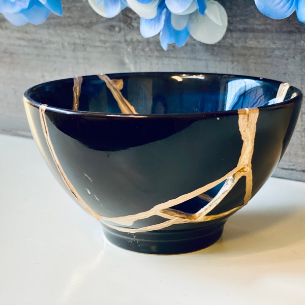 Kintsugi Bowl, Kintsugi Blue Bowl, Kintsugi Pottery, Minimalist, Home Decor, Kintsugi Kit, Home Decor, Blue Stoneware Bowl Gold Inlaid