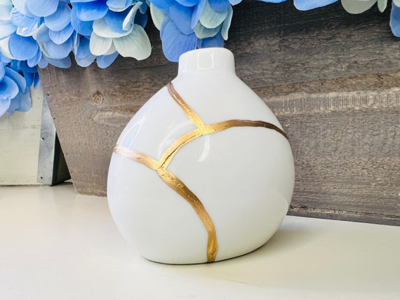 Kintsugi vase online