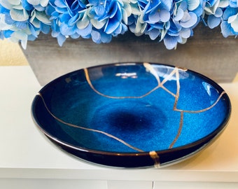 Kintsugi Large Blue Bowl, Personalized Gift, Kintsugi Bowl, Kintsugi Art, Handmade, Kintsugi Gold Repair, Minimalist, Kintsugi Kit