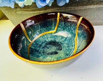 ひまわりの金継ぎ皿 - 金継ぎ鉢 - 金継ぎ陶器 - 青と黄色 - ギフト