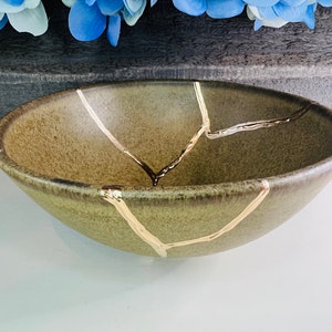 Kintsugi Bowl, Kintsugi Tan Bowl, Gift for Her, Personalized Gift, Fine Art Ceramic, Kintsugi Cardamom Brown Bowl, Gifts for Her, Home Decor