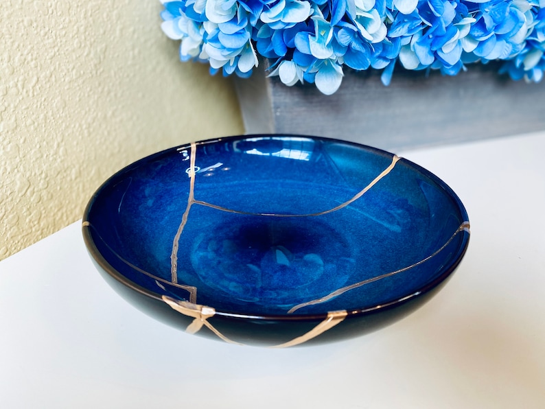 Kintsugi Bowl, Kintsugi Handmade Kintsugi Large Blue Bowl, Minimalist Style with Gold Repair, Anniversary, Ceramic Gift