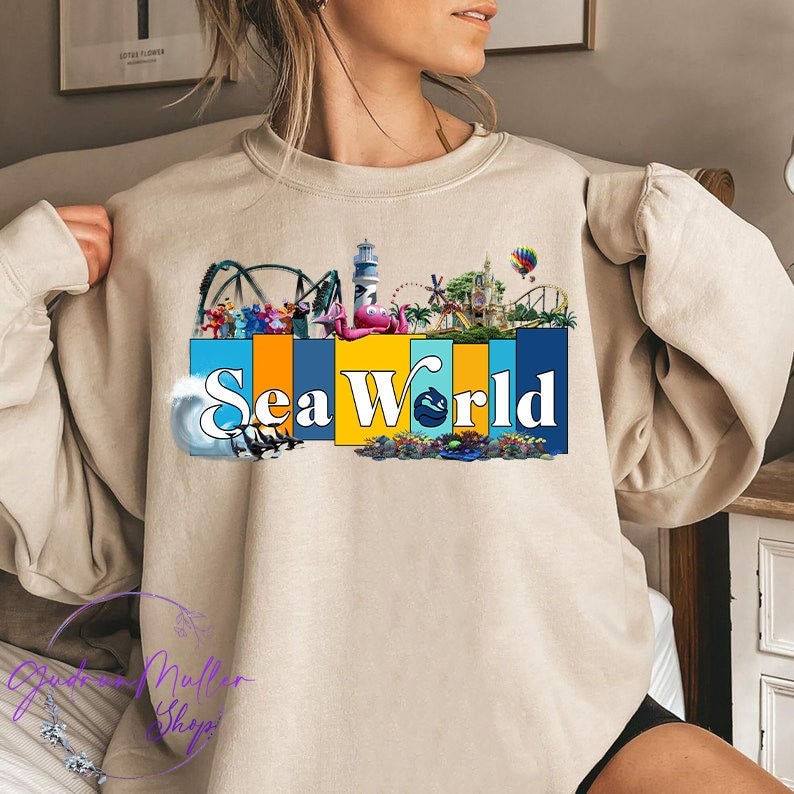 Discover Sea World Sweatshirt