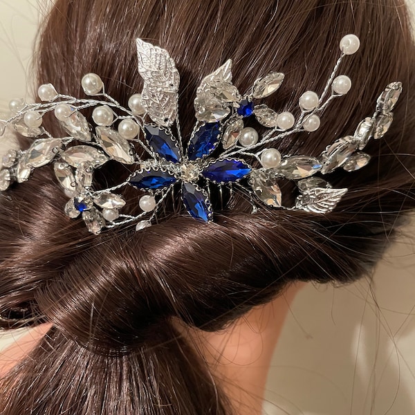 Royal V Pearl Comb Princess Headdress with Rhinestone