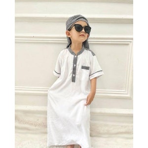 Baby boys abaya full sets for age 0-24 months white Black checkered lis image 6