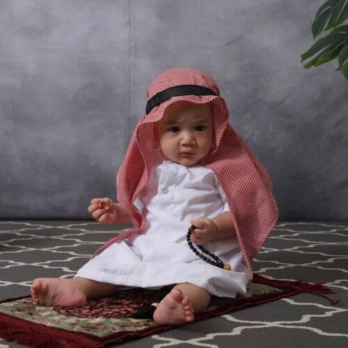 Baby boys abaya full sets, abaya and  red or black turban for age 0-2 years old