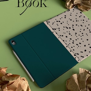 Personalized Custom Name Green Splice Dot iPad Smart Case Cover iPad Pro 12.9, Pro 11, 10.9, 10.5 10.2 iPad Air 4 iPad 9 Case iPad Mini 6