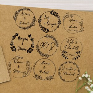 Personalisierter Hochzeitsstempel - Benutzerdefiniertes Paar-Monogramm und Datum Selbstfärbender Stempel für Einladungen und Save the Dates