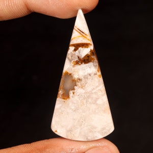Prachtige topkwaliteit 100% natuurlijk wild paard jaspis driehoekige vorm cabochon losse edelsteen voor het maken van sieraden 37.60 CT 49X24X5 MM GA-3243