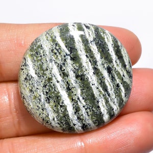 Uitstekende hoogwaardige kwaliteit 100% natuurlijke groene Zwitserse opaal ronde cabochon losse edelsteen voor het maken van sieraden 54 kt. 31 x 31 x 8 mm GA-1380