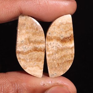 Splendida coppia di pietre preziose sciolte cabochon di aragonite naturale di alta qualità, per realizzare gioielli, 36,25 ct, 30 x 14 x 5 mm, GA-16266