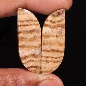 Coppia di pietre preziose sciolte cabochon di aragonite naturale di qualità superiore, per realizzare gioielli, 41,90 ct, 37 x 13 x 5 mm, GA-16272