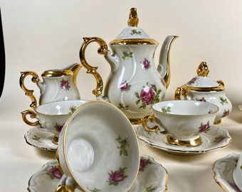 Vintage coffee service for 6 persons, Bavaria service from the 30s, Porcelain coffee service from the 30s, hand painted with gold