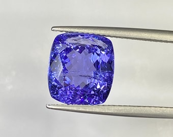 Natural Violet-Blue Tanzanite Gemstone | 6.70 Carat Cushion Cut