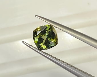Green zoisite tanzanite Cushion cut stone weight 0.75 Ct Size 5 MM