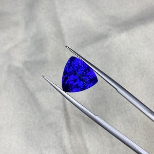 Trillion Cut Tanzanite Gemstone 5.55 Ct (11 X 11.10 MM) AAAA Color inclusion stone