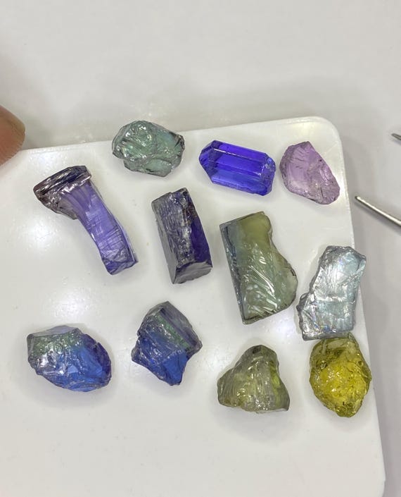 Natural Tanzanite Rough Lot – 48 CT | 11 Pieces | Untreated Zoisite Tanzanite