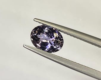 Oval Cut Tanzanite Gemstone: Violet Blue, 1.70 CT, Rare Zoisite from Tanzania