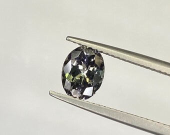 Oval Tanzanite Gemstone: 1.55 Carat Multi-Color Zoisite, Jewelry Making Stone (8.10 X 6.25 MM)
