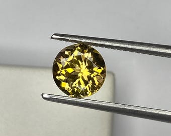 Yellow Tanzanite Gemstone, 1.45 ct Round Zoisite