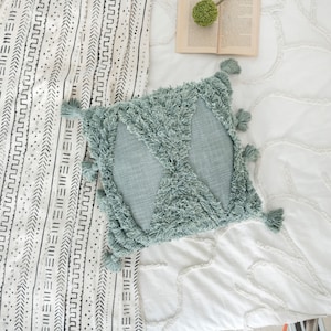 Hand Tufted Designer Cushion Cover, Decorative Throw Pillow, Unique Home Accent Pillowcase, Boho Tassel (Color) Pillow Sham