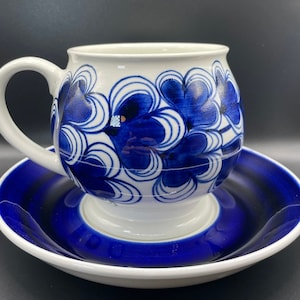 Arabia Varpu II large mug and saucer, very rare, 70s