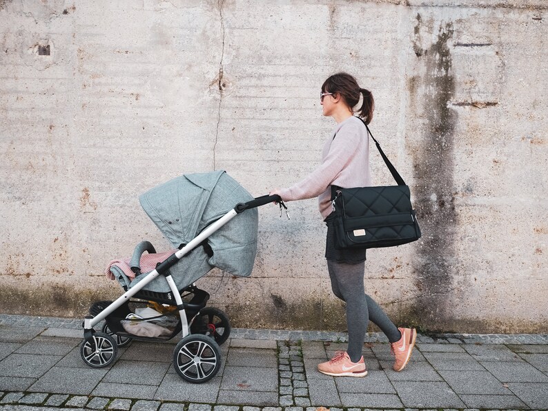 Uist Diaper Bag Black and Beige GOTS Organic Cotton Lining image 4