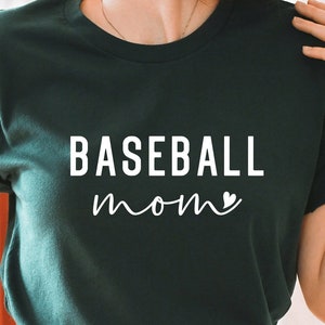 Baseball mamma SVG, gioca a palla in formato Svg, stagione di baseball in formato Svg, sport in formato Svg, sublimazione in formato Svg, mamma in formato Svg, file di taglio digitale per Cricut, mamma Silhouette in formato Svg